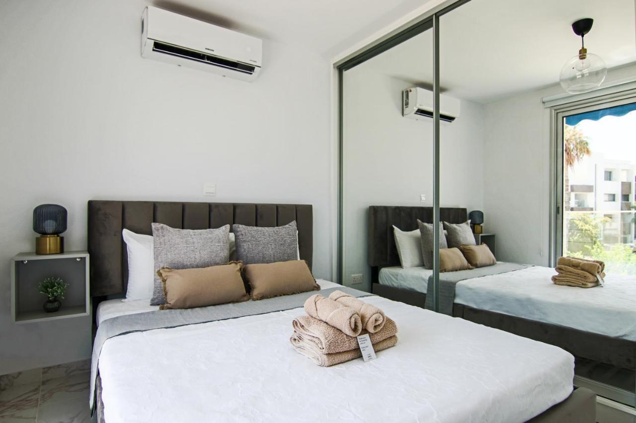 Ferienwohnung Phaedrus Living Seaside Luxury Flat Athina 21 Paphos Exterior foto